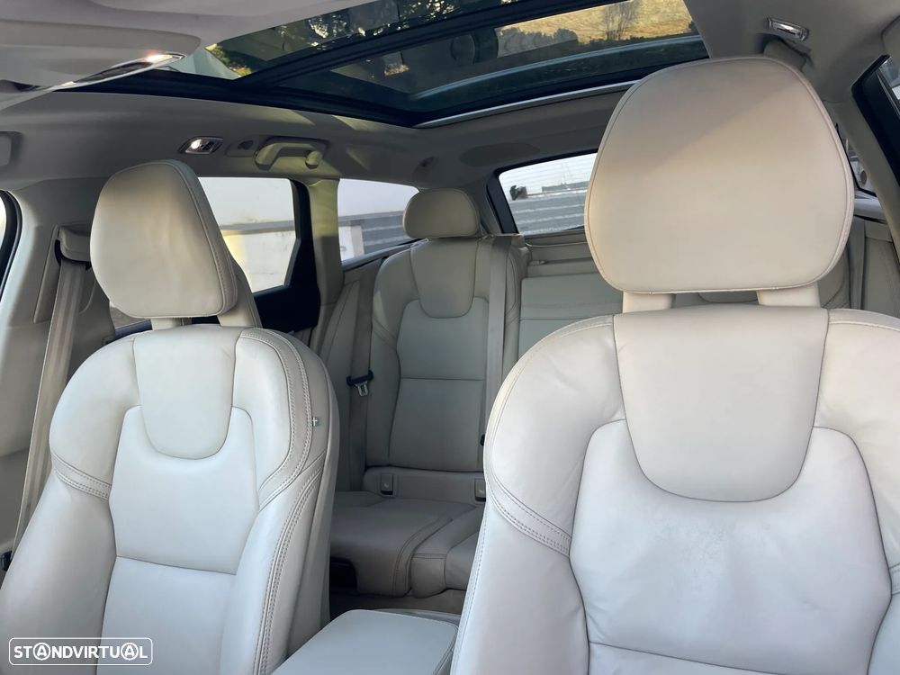 Volvo V90 Cross Country 2.0 D4 Pro AWD Geartronic - 9