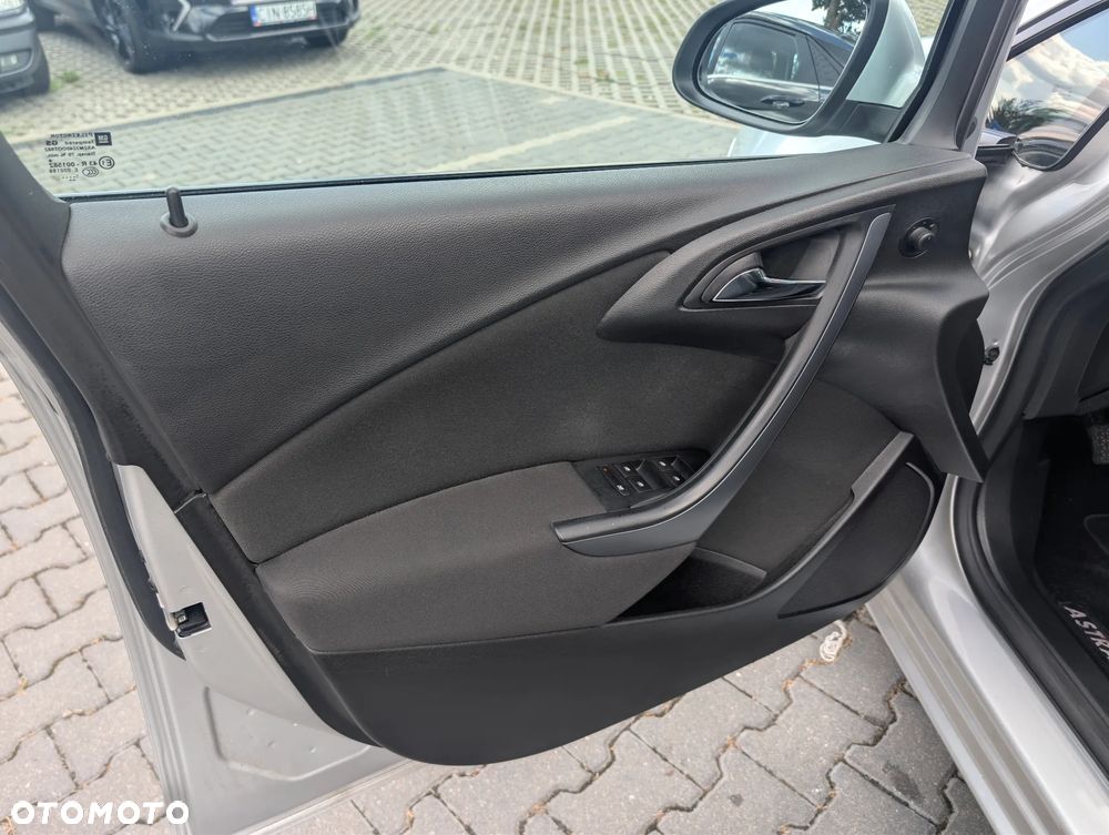 Opel Astra 1.6 Active EU6 - 14
