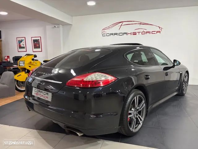 Porsche Panamera 4 Platinum Edition PDK - 10
