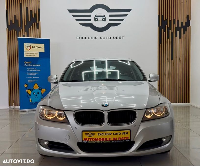 BMW Seria 3 318d Touring - 10