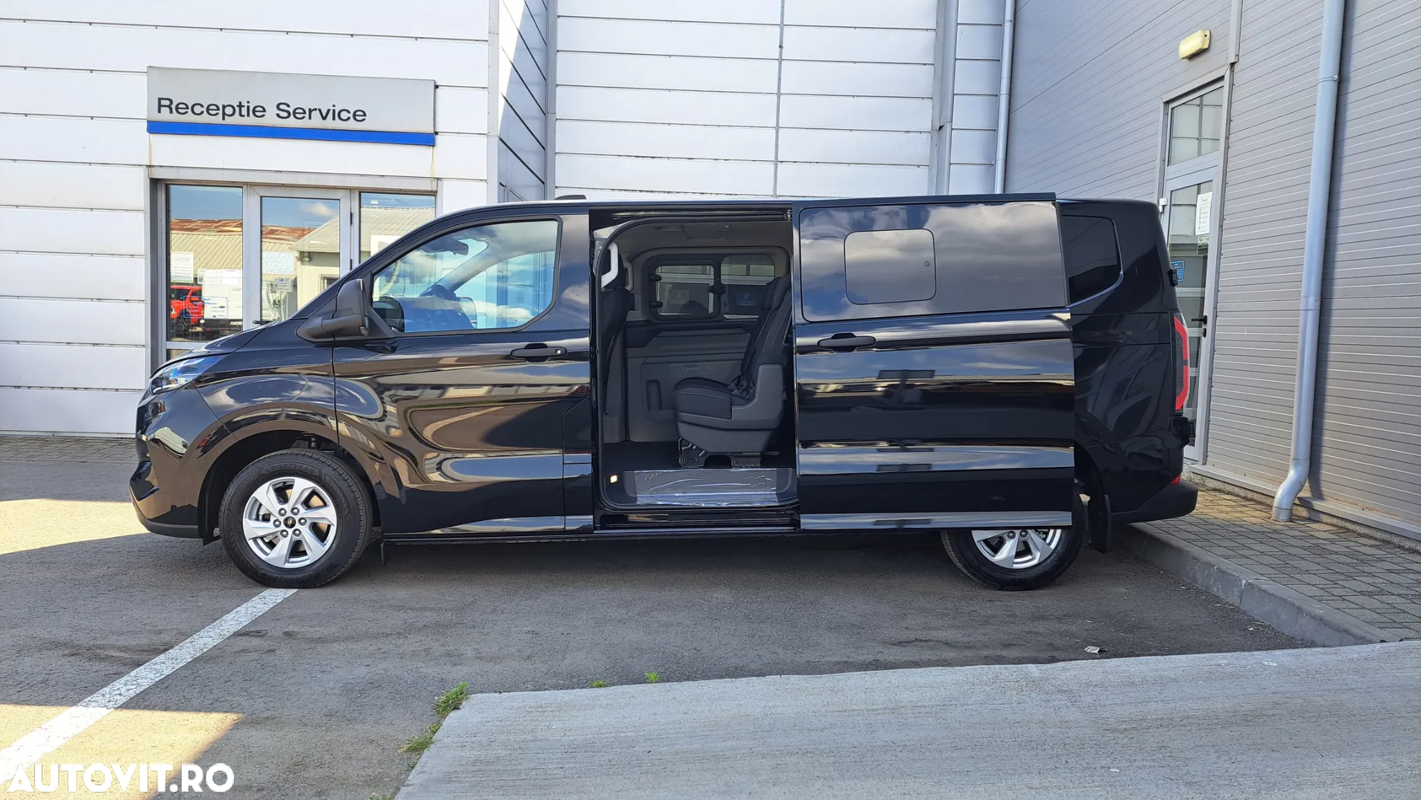 Ford Transit Custom 320 L2H1 PKW VA Autm. Trend - 8