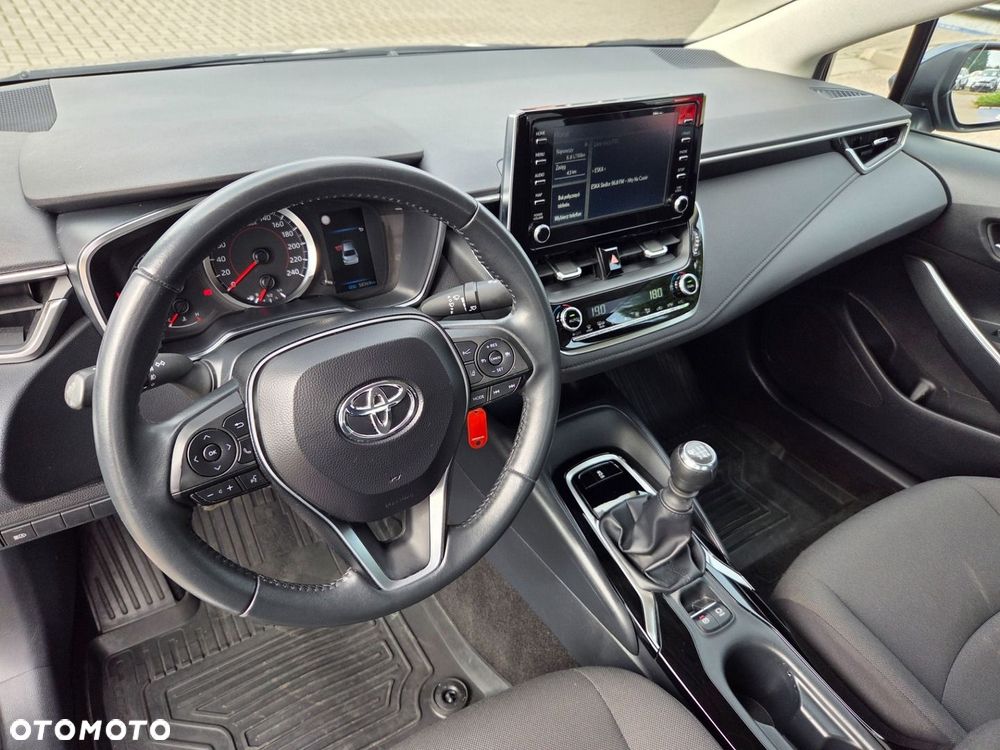 Toyota Corolla - 22