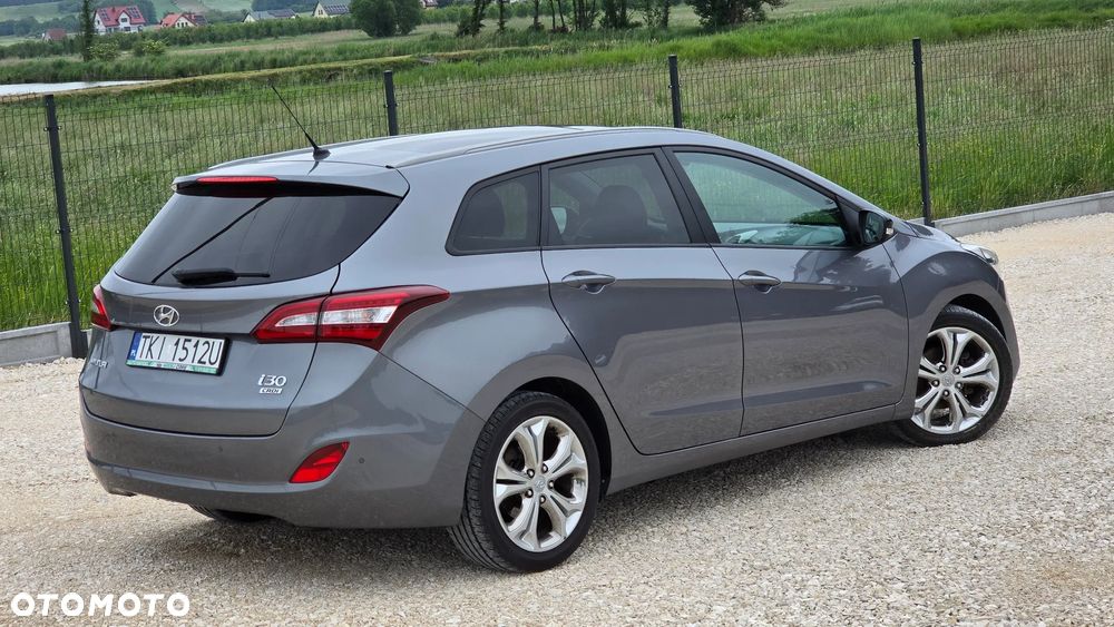 Hyundai i30 1.6 CRDi Classic + - 10
