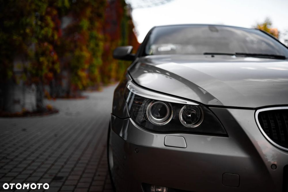 BMW Seria 5 520d - 4