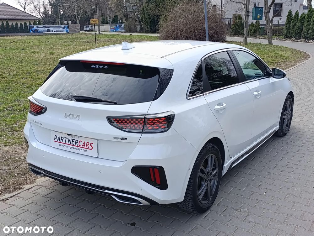 Kia Ceed 1.5 T-GDI DCT7 OPF GT Line - 4