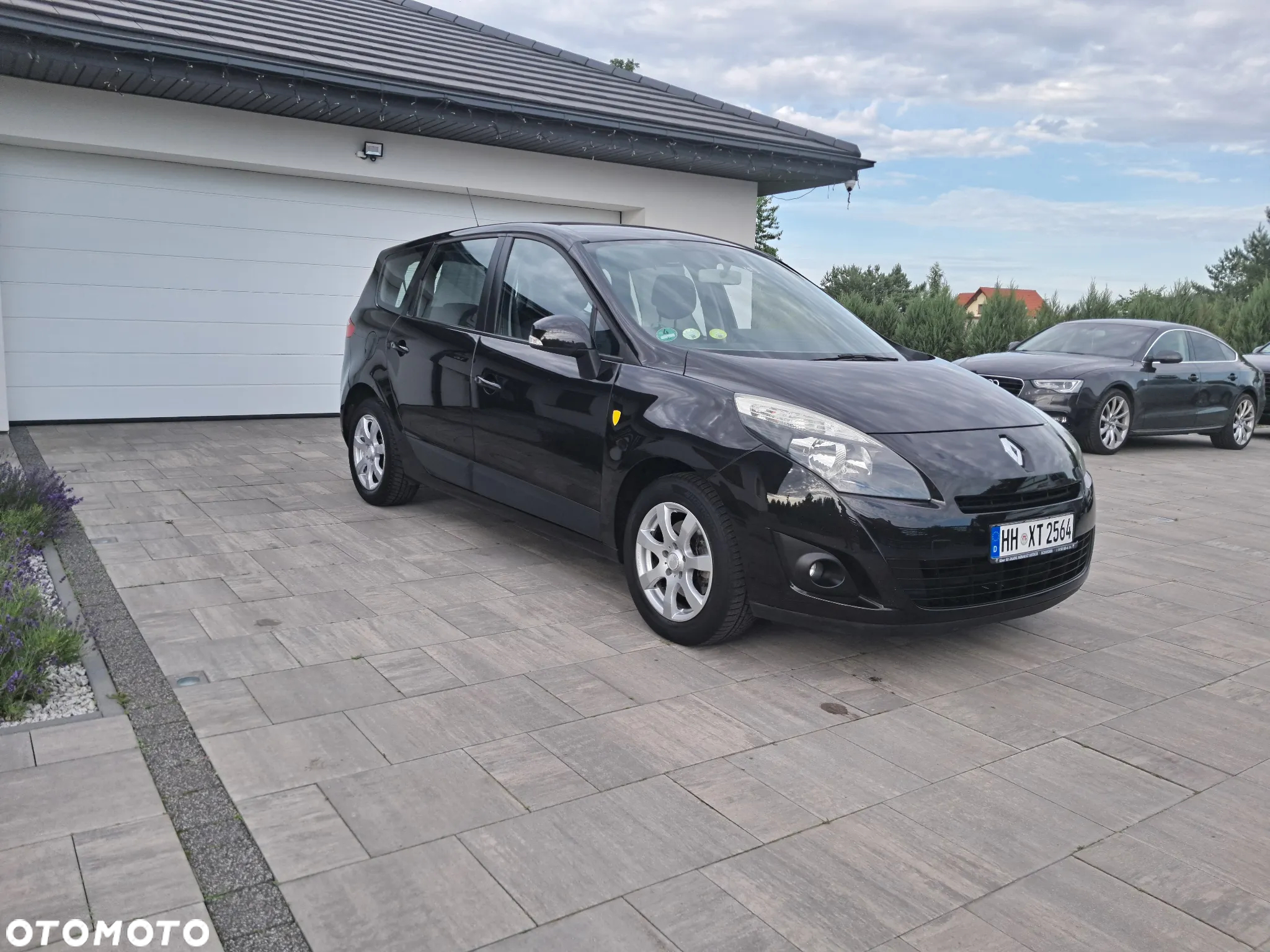 Renault Grand Scenic 1.6 16V 110 Authentique - 3