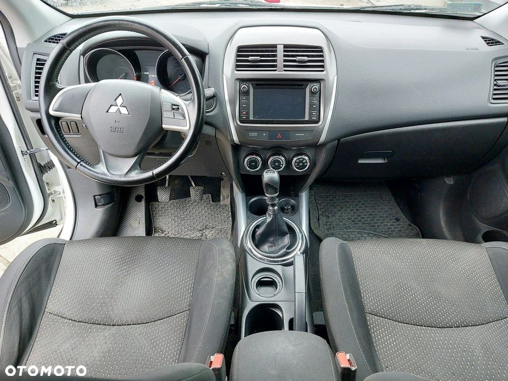 Mitsubishi ASX - 15