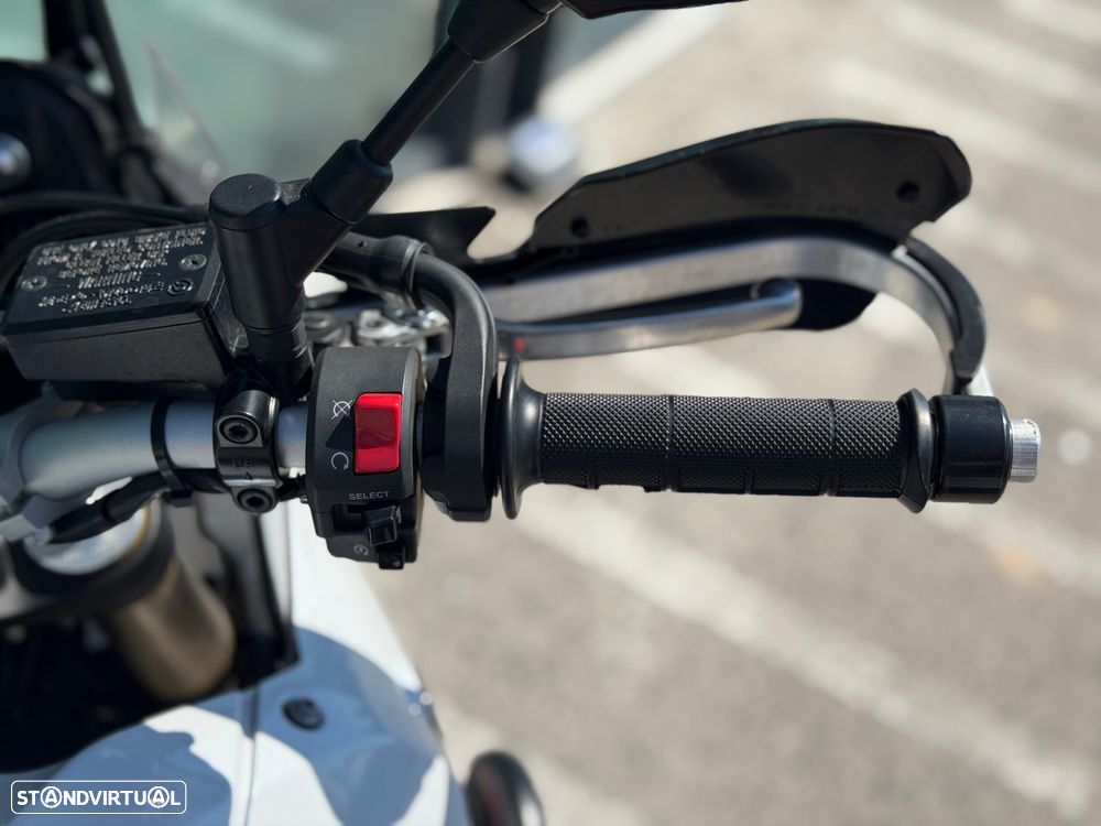 Yamaha Ténéré 700 c/ Akrapovic - 11