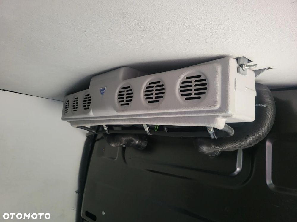 Opel Vivaro - 34
