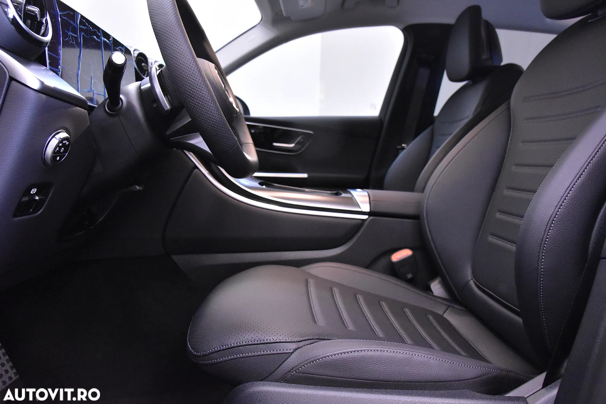 Mercedes-Benz GLC 300 e 4MATIC - 22