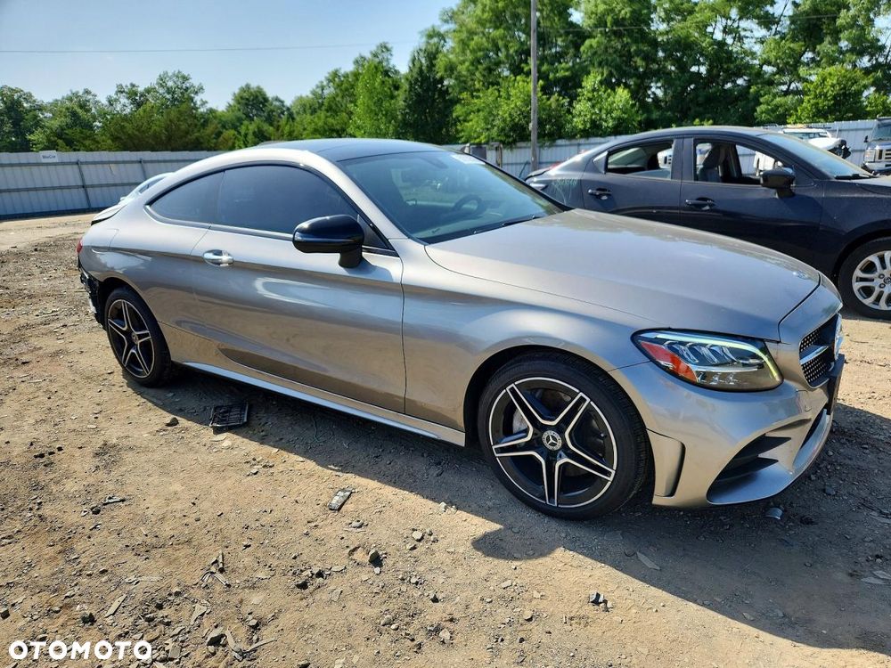 Mercedes-Benz Klasa C 300 4MATIC 9G-TRONIC - 5