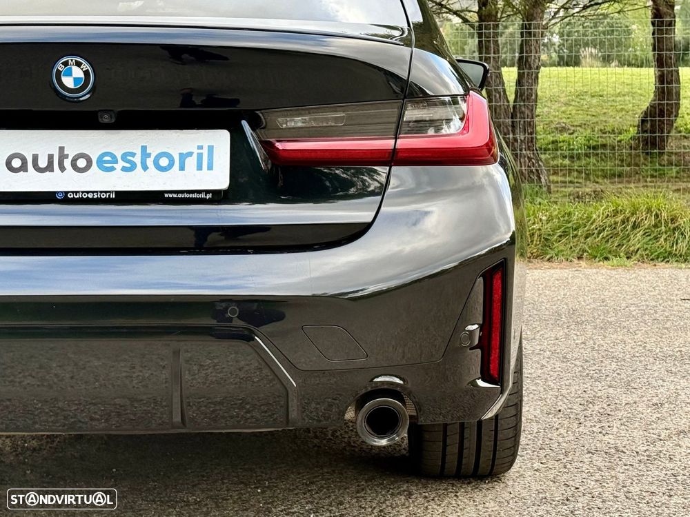 BMW 330 e Pack Desportivo M Pro Auto - 19