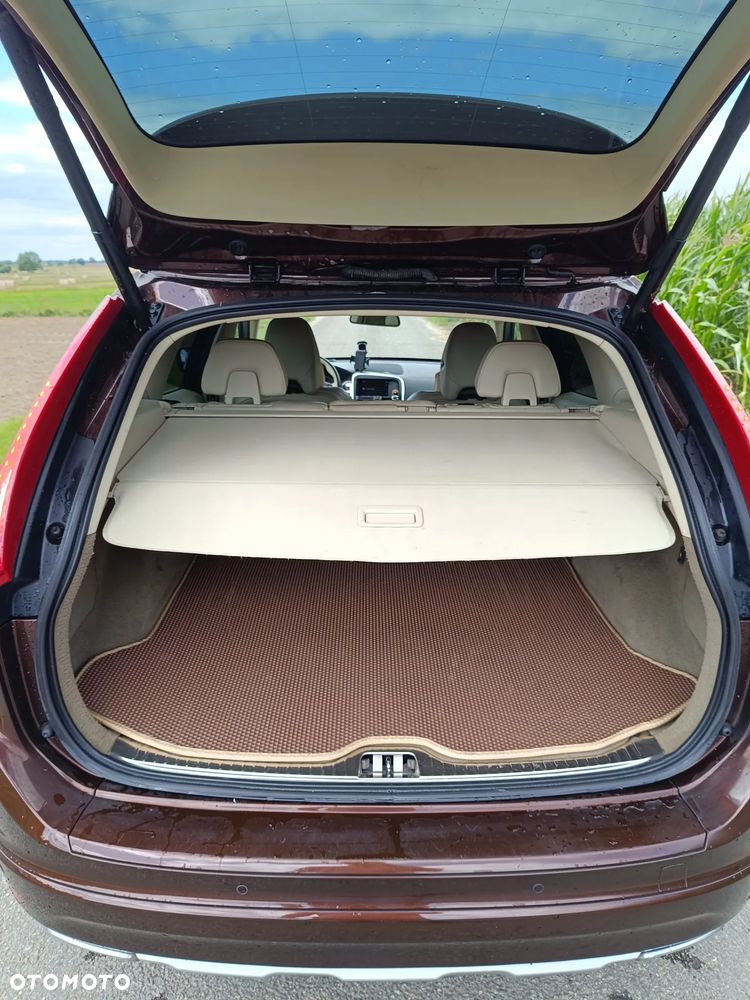 Volvo XC 60 D5 AWD Summum - 12