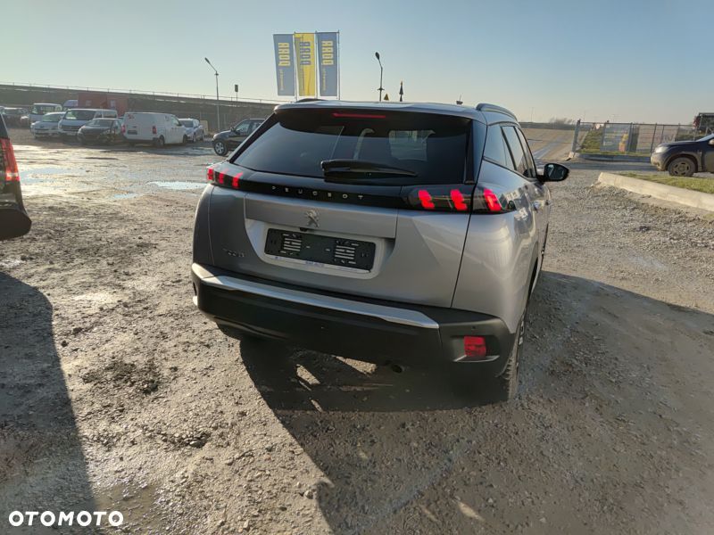 Peugeot 2008 PureTech 100 Active - 16