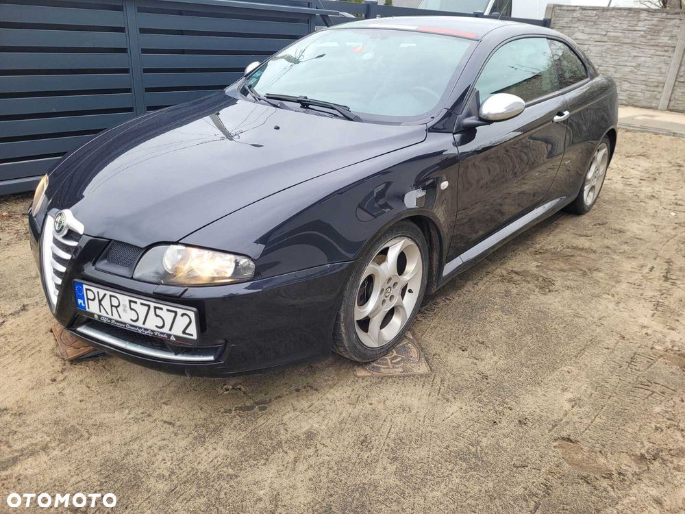 Alfa Romeo GT - 1