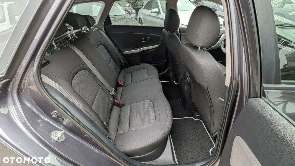 Kia Ceed 1.4 CVVT Attract - 17