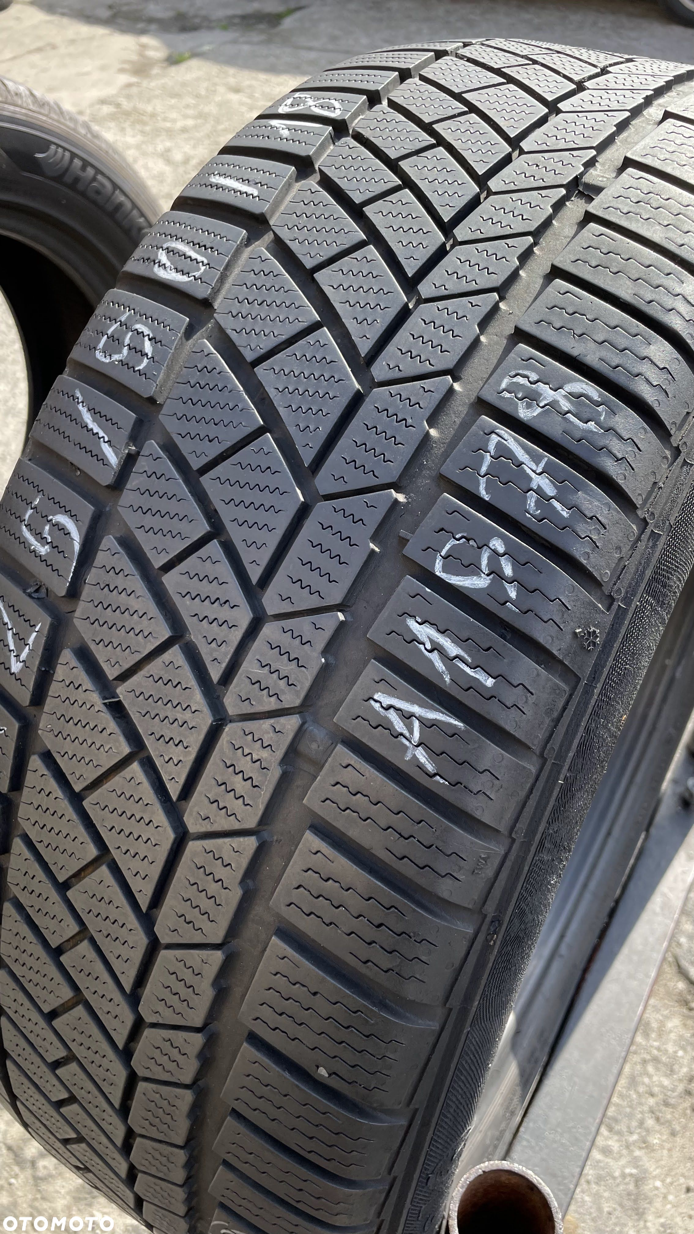 225/50/18 Continental Conti Winter Contact TS830 P SSR H:BMW RSC 99V - 2