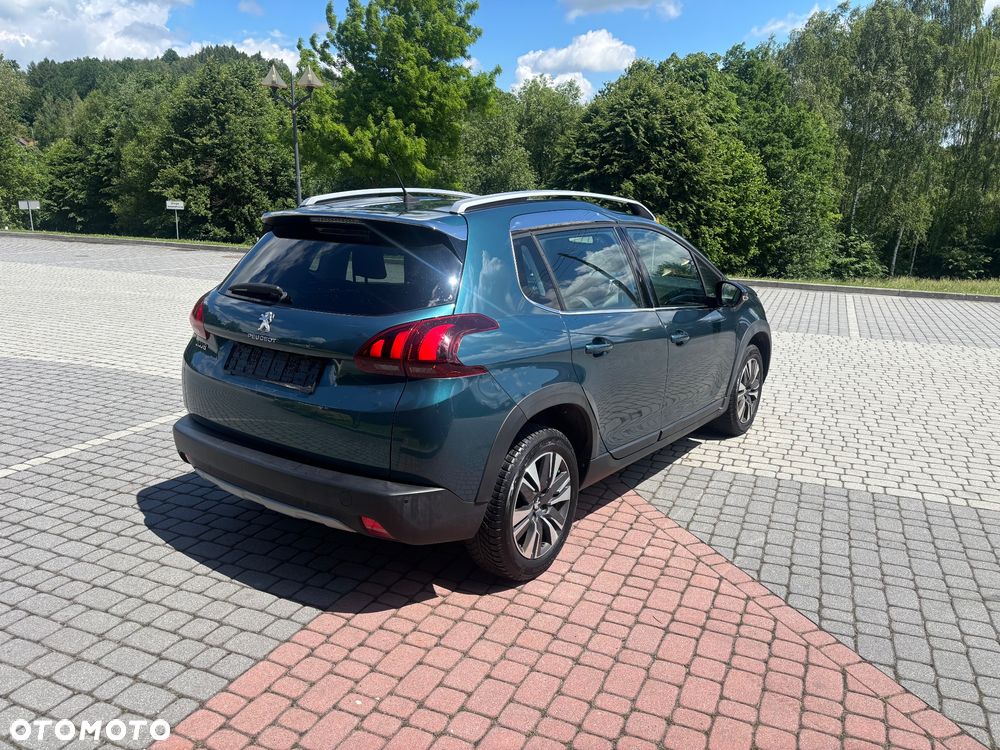 Peugeot 2008 PureTech 130 Allure - 7