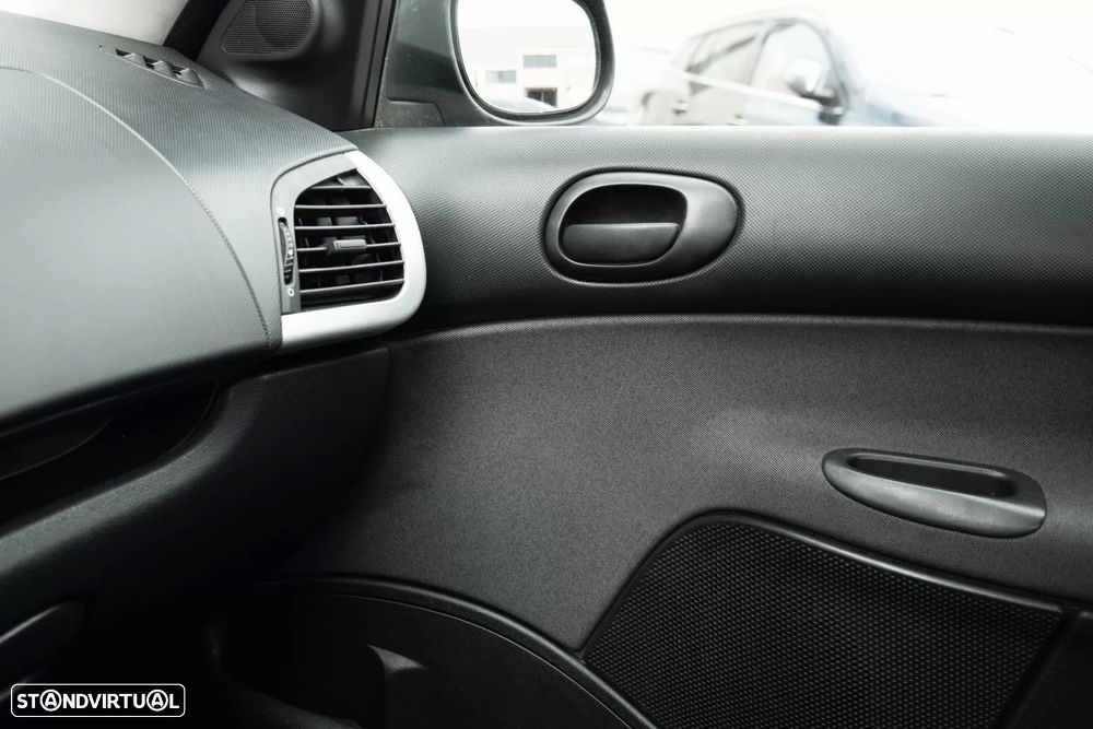 Peugeot 206+ 1.1 Urban - 15