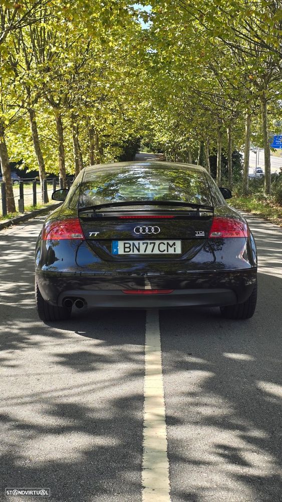 Audi TT Coupé 2.0 TDI quattro - 23