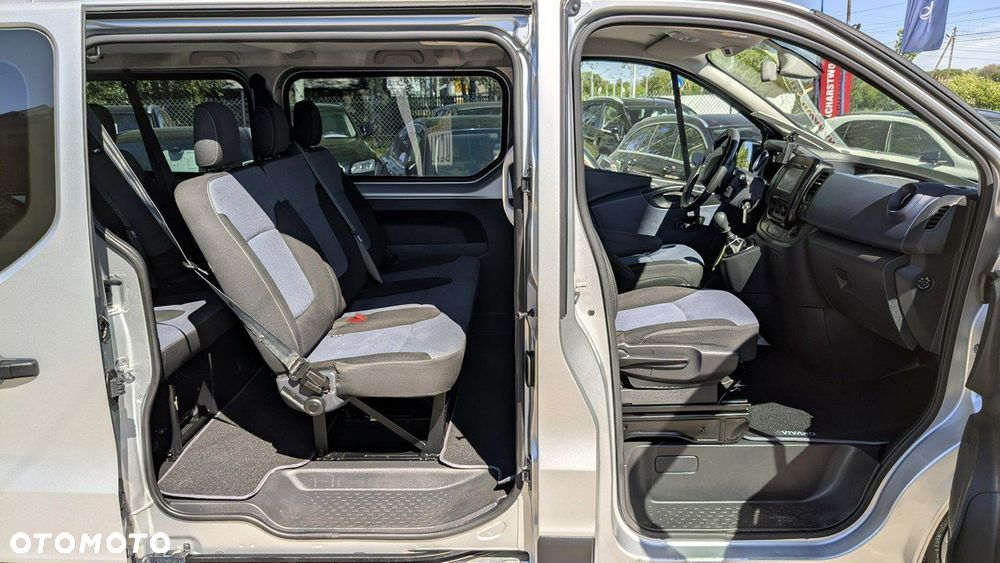 Opel Vivaro - 30