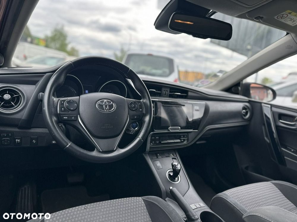 Toyota Auris - 6