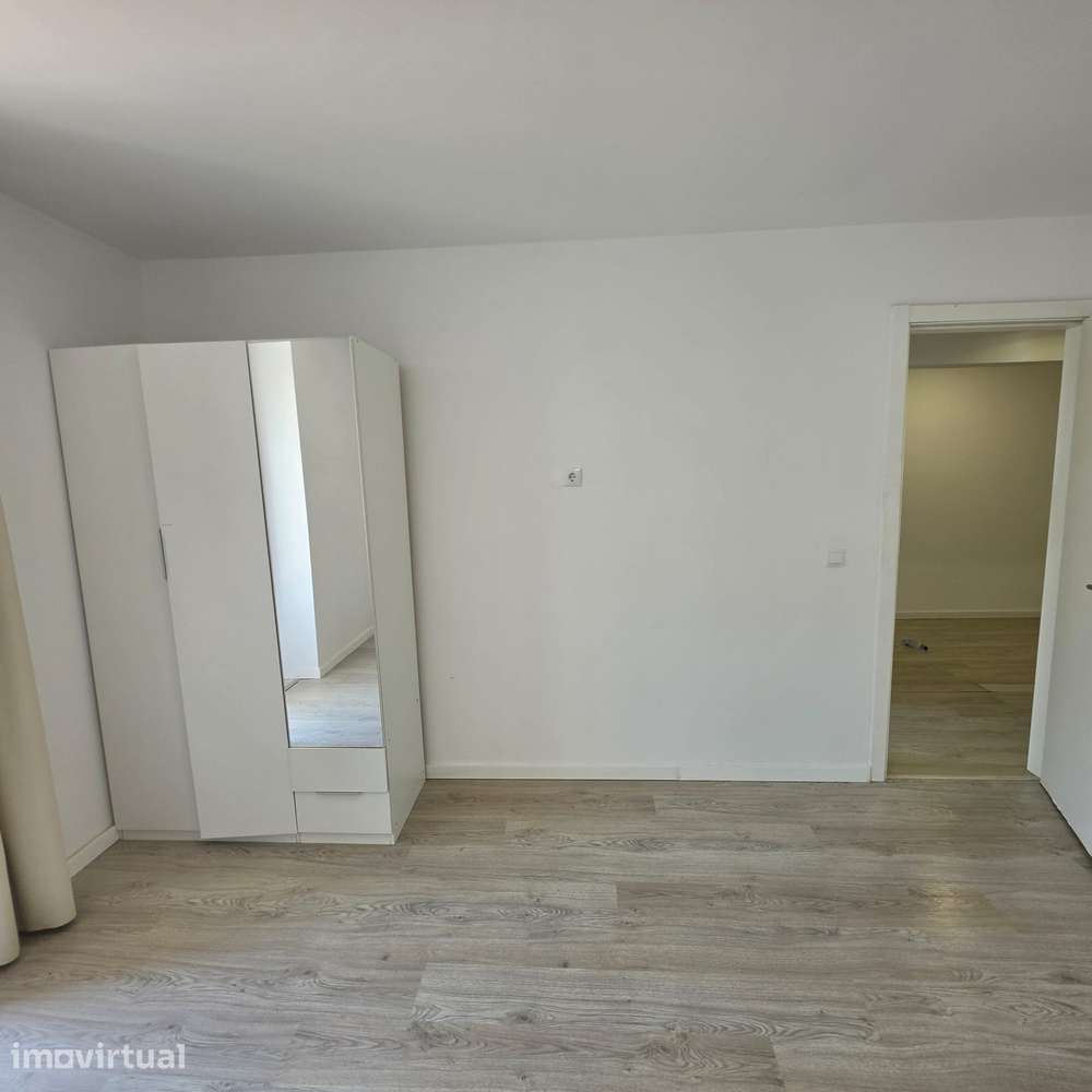 APARTAMENTO T2 - AV ELIAS GARCIA LISBOA - Grande imagem: 3/7
