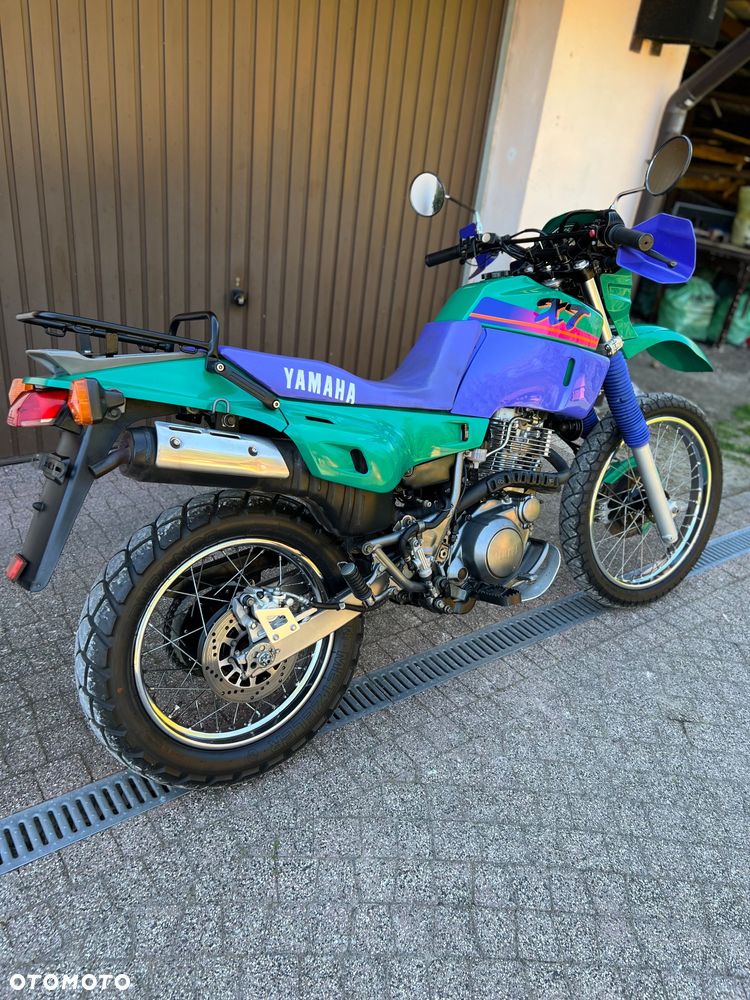 Yamaha XT - 10