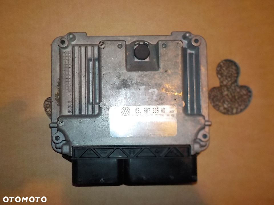 STEROWNIK SILNIKA TIGUAN 2.0TDI 03L907309AD