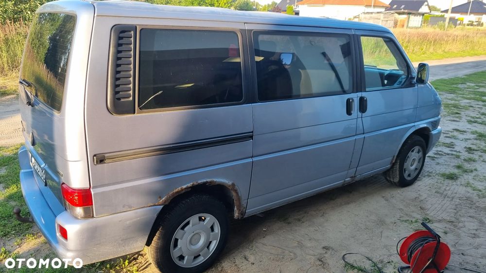 Volkswagen Multivan Standard - 3