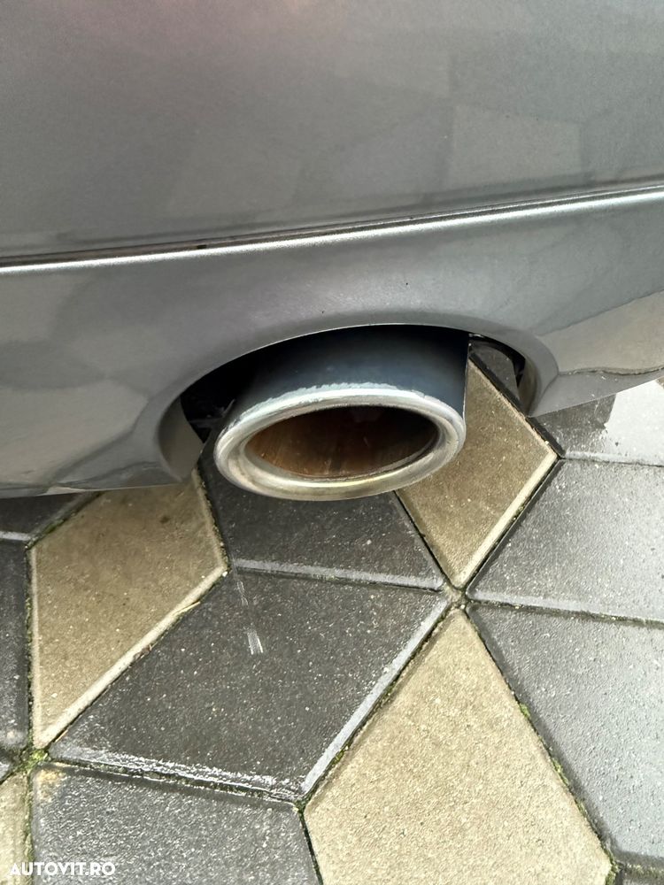 BMW Seria 5 520d Touring Aut. Luxury Line - 8