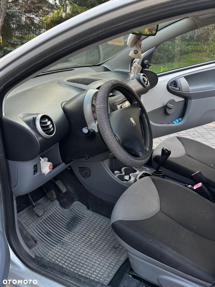 Peugeot 107 - 8