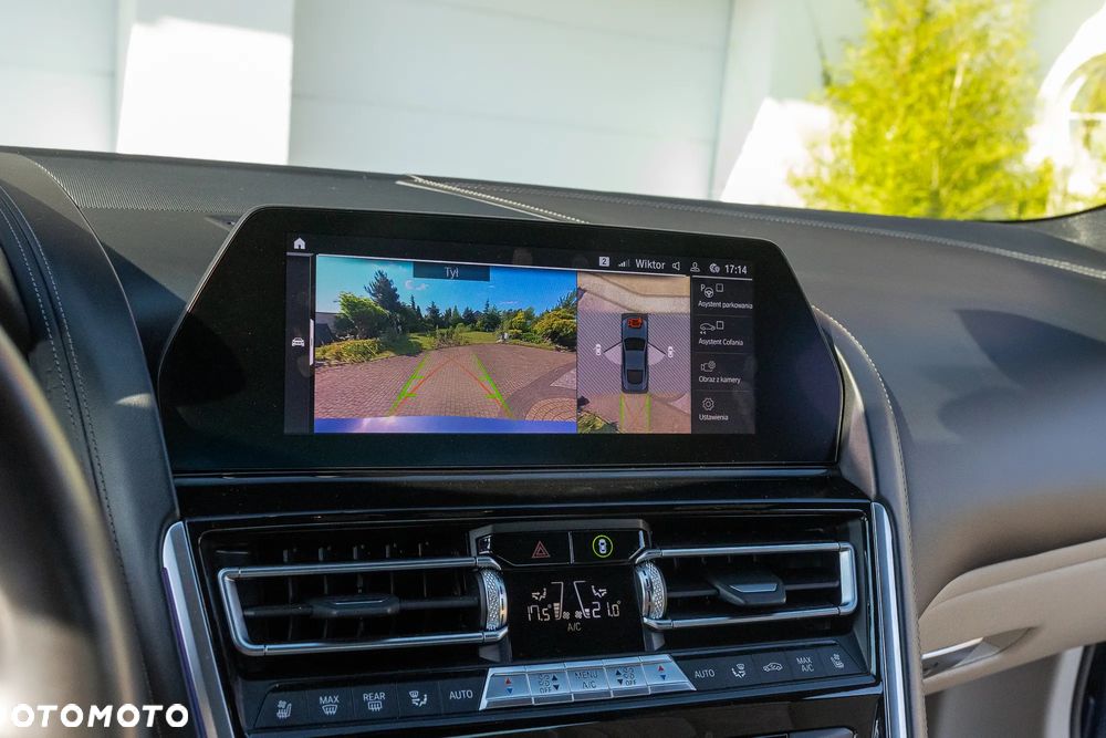 BMW Seria 8 - 16