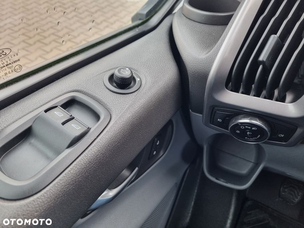 Ford transit-custom Long *39999zł NETTO* 2,0 TdCi/131KM - 18