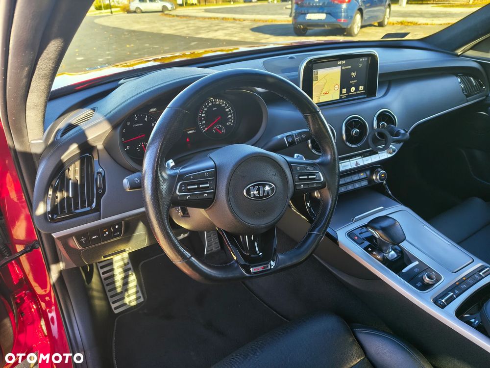 Kia Stinger 2.0 T-GDI GT Line - 12