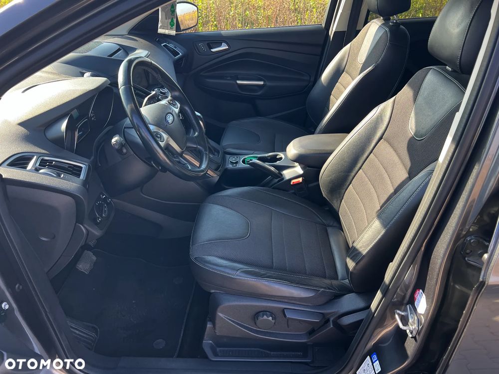 Ford Kuga 2.0 TDCi 4x4 Titanium - 12