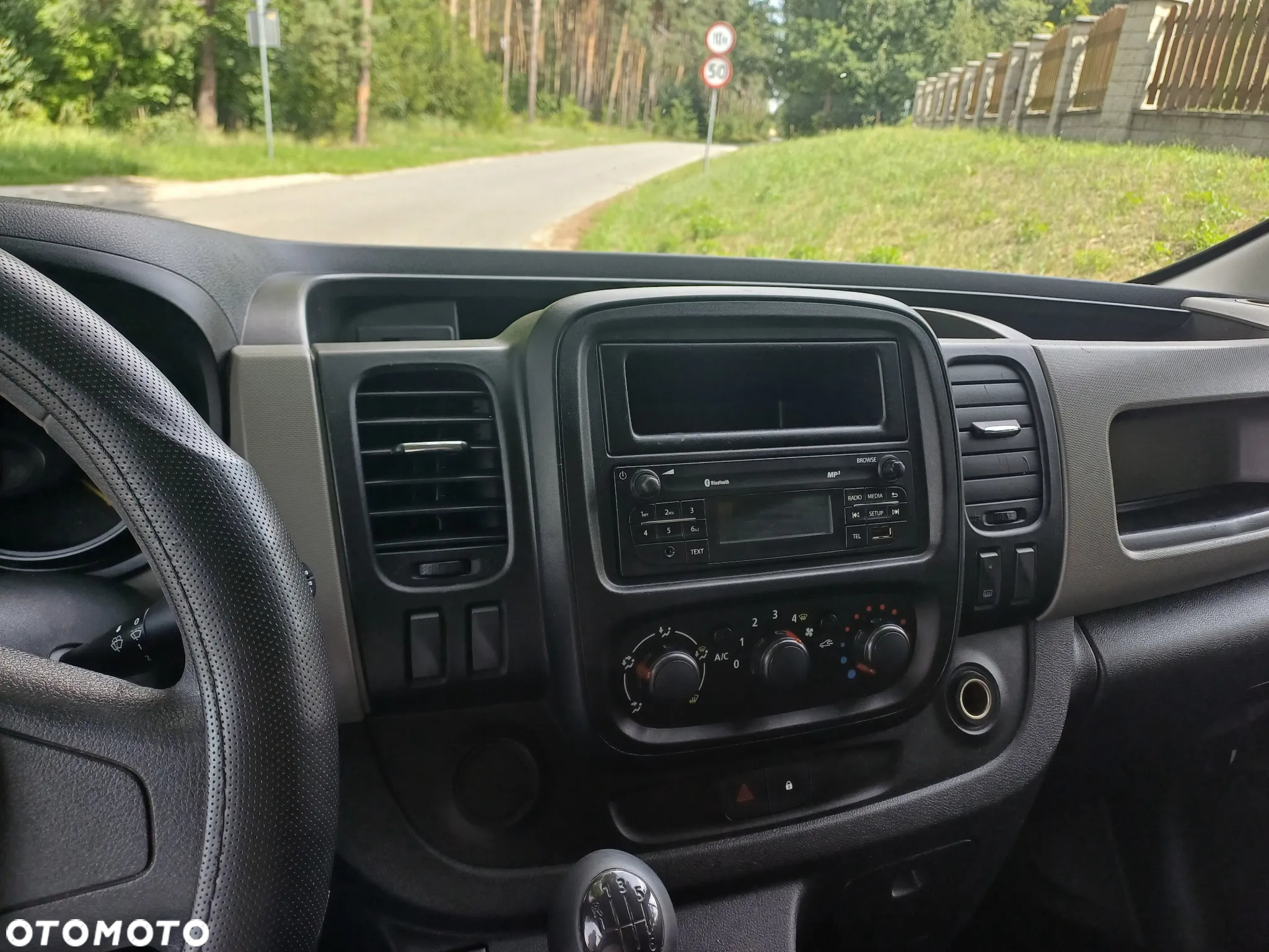 Renault TRAFFIC - 13