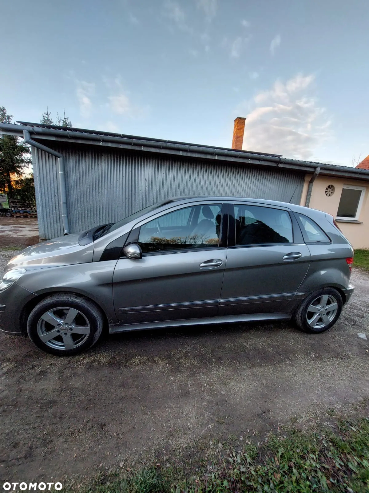 Mercedes-Benz Klasa B 200 - 3