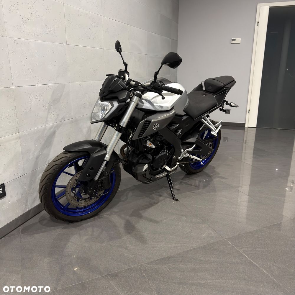 Yamaha MT - 7