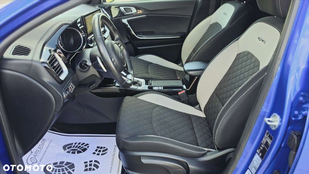 Kia ProCeed 1.4 T-GDI GT Line DCT - 12