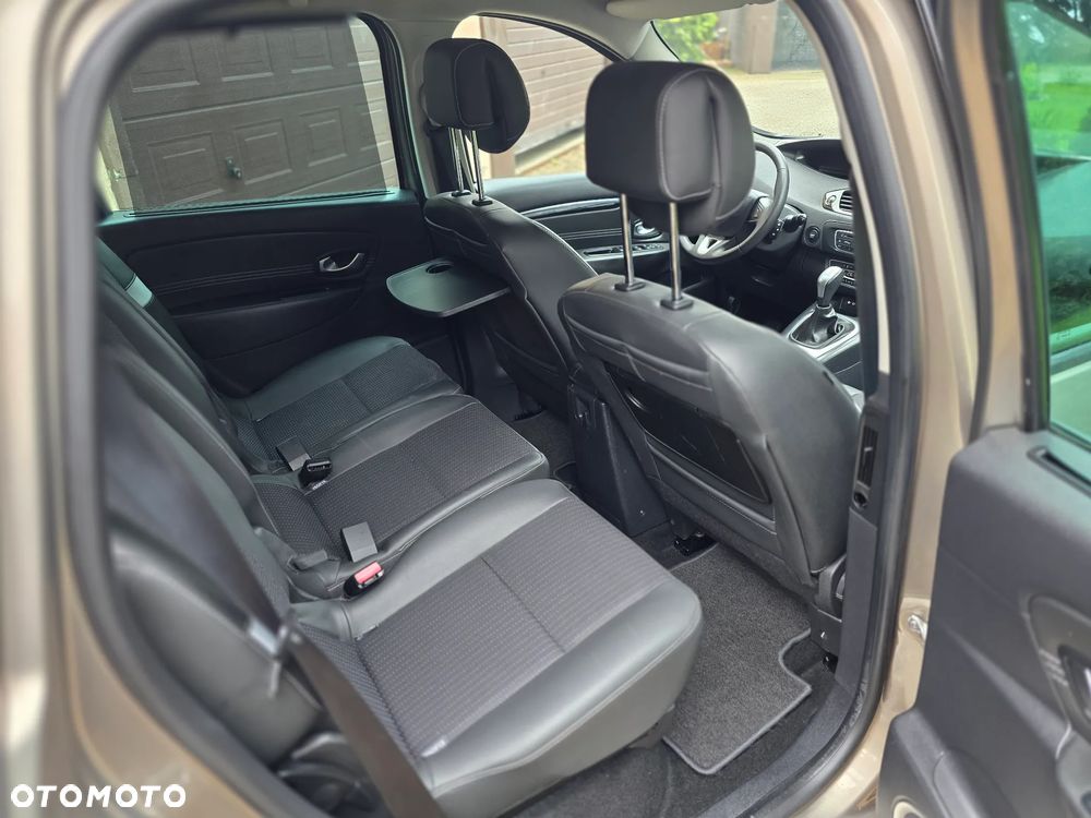 Renault Scenic 2.0 16V 140 CVT Luxe - 8