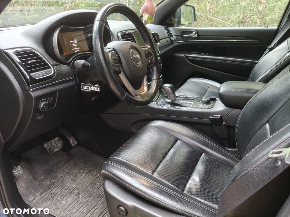 Jeep Grand Cherokee - 10