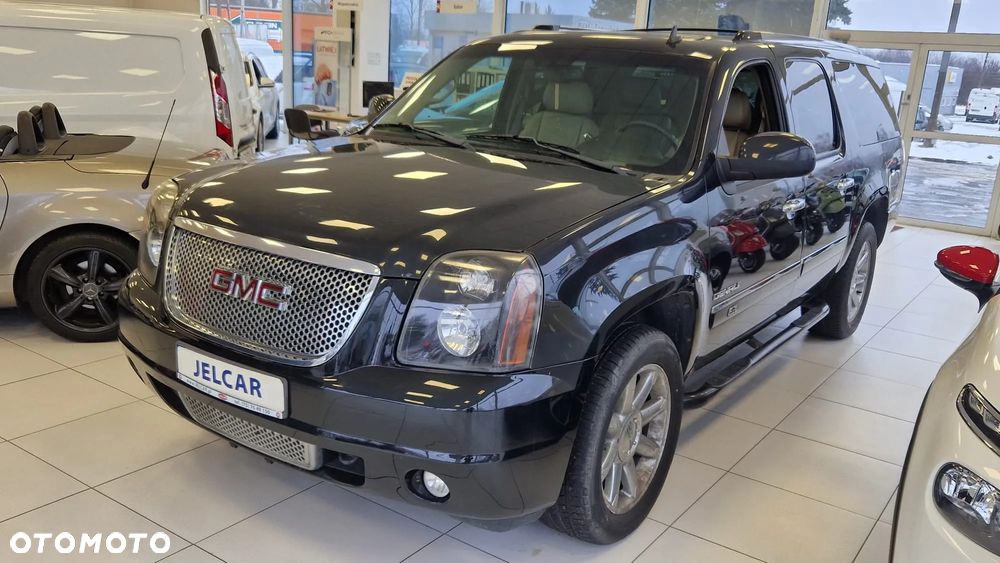 GMC Yukon Denali 6.2 XL - 2