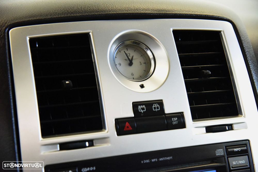 Chrysler 300 C 3.0 CRD - 28