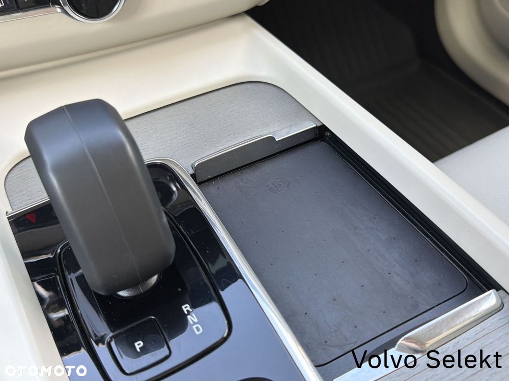 Volvo XC 60 - 32