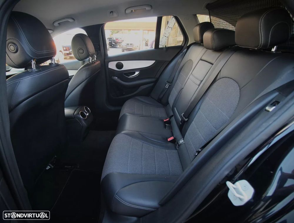 Mercedes-Benz C 200 - 11