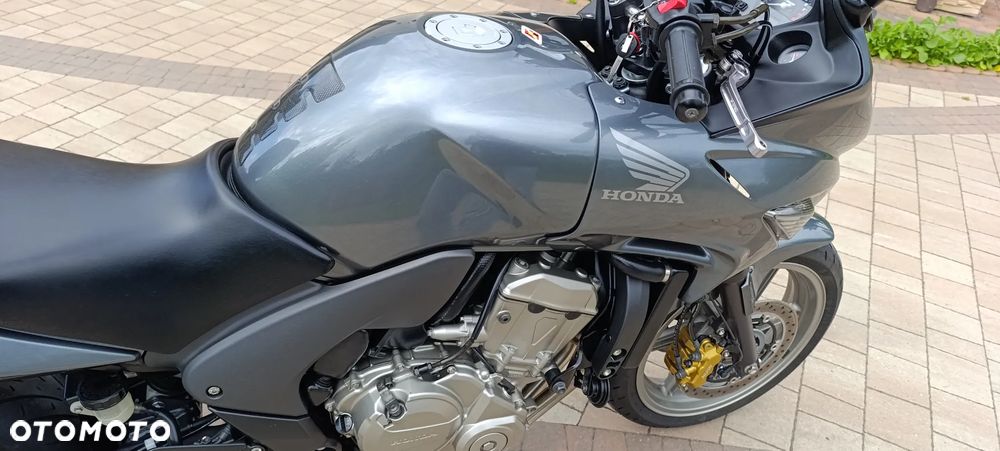 Honda CBF - 21