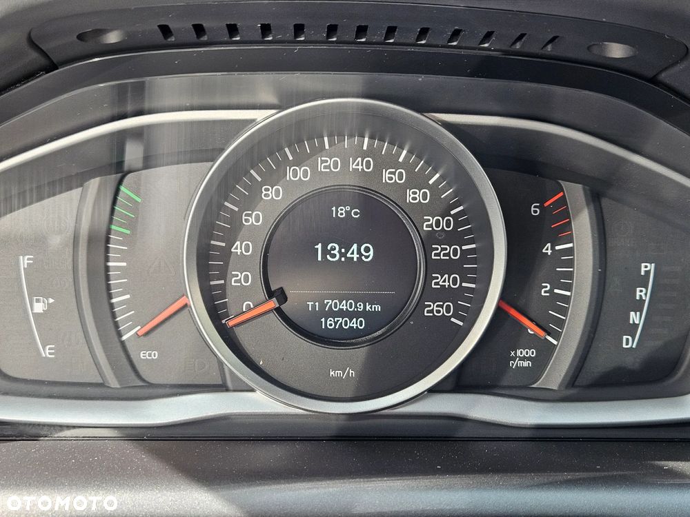 Volvo XC 60 D4 Momentum - 12