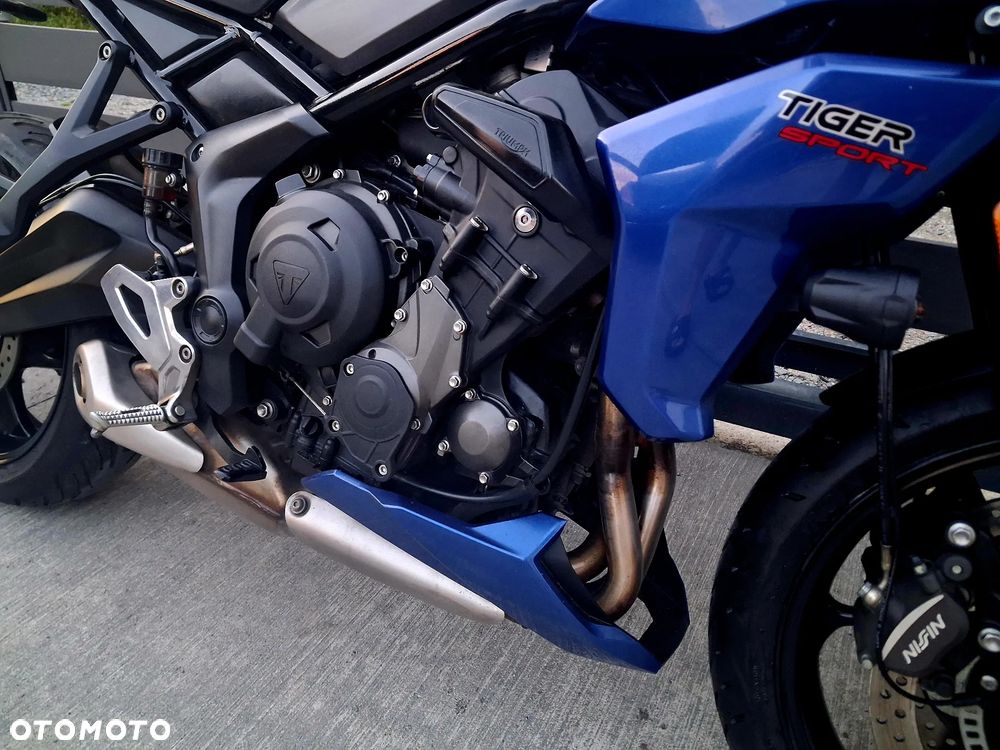Triumph Tiger - 7