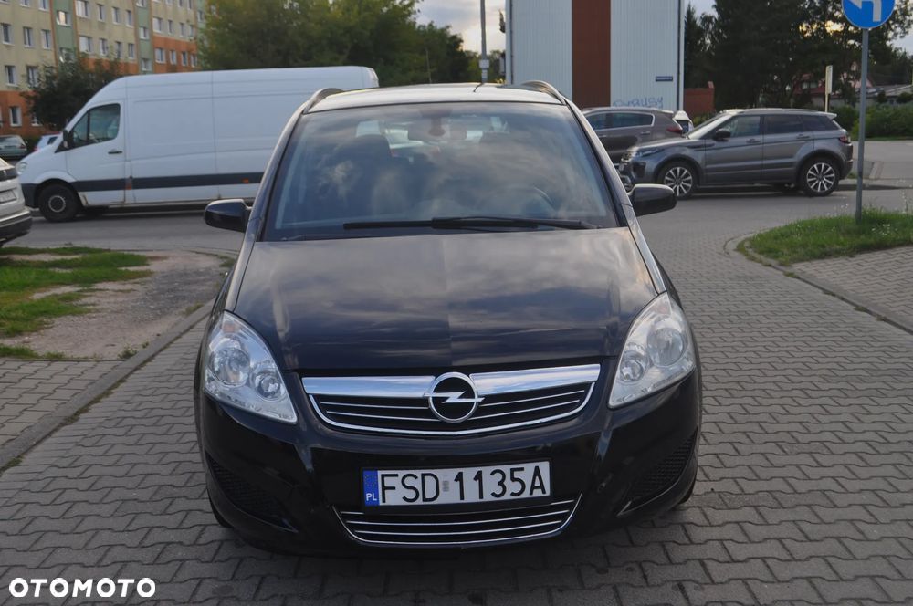 Opel Zafira 1.8 Easytronic Family Plus - 2